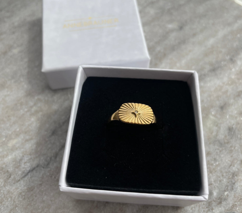 ANNEBRAUNER Sun Burst Zirconia ring 18K verguld