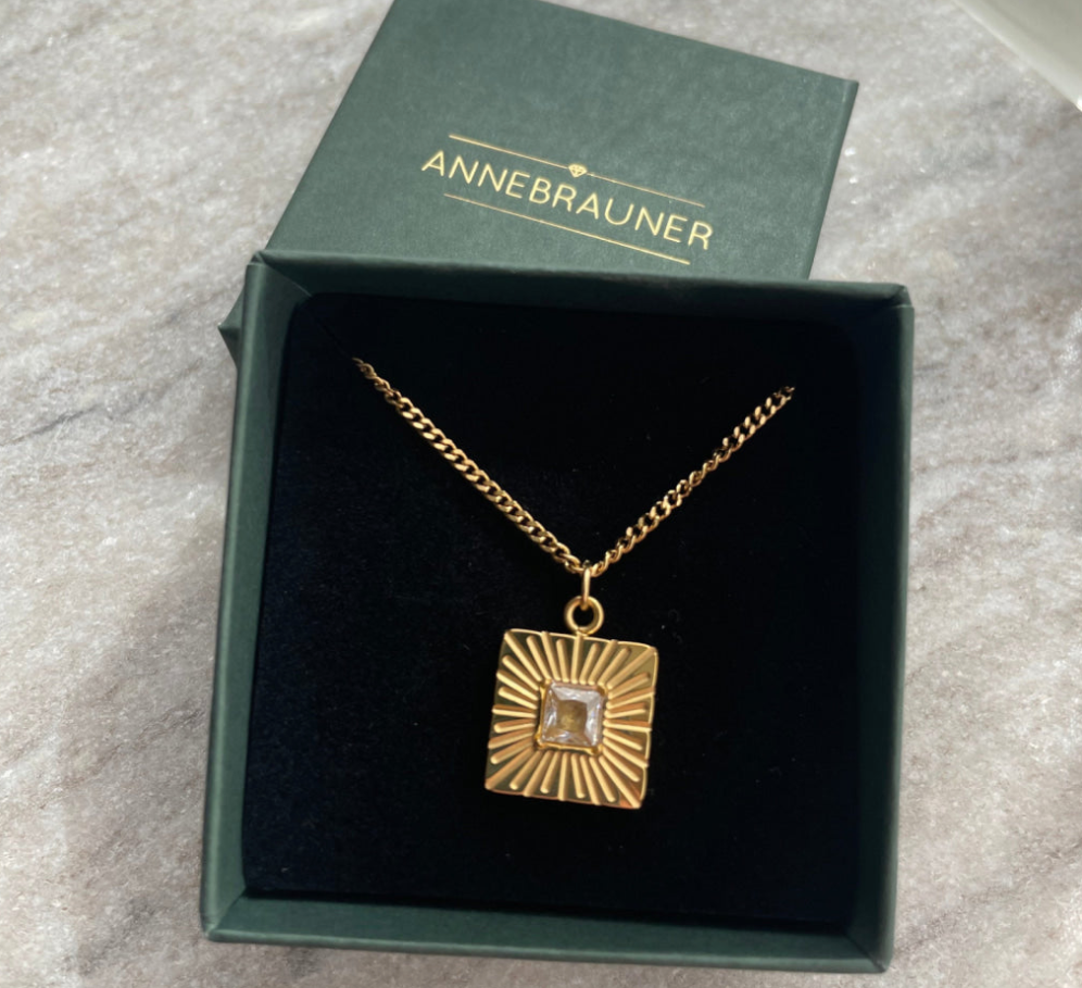 ANNEBRAUNER Sun Burst Square halsketting 18K verguld